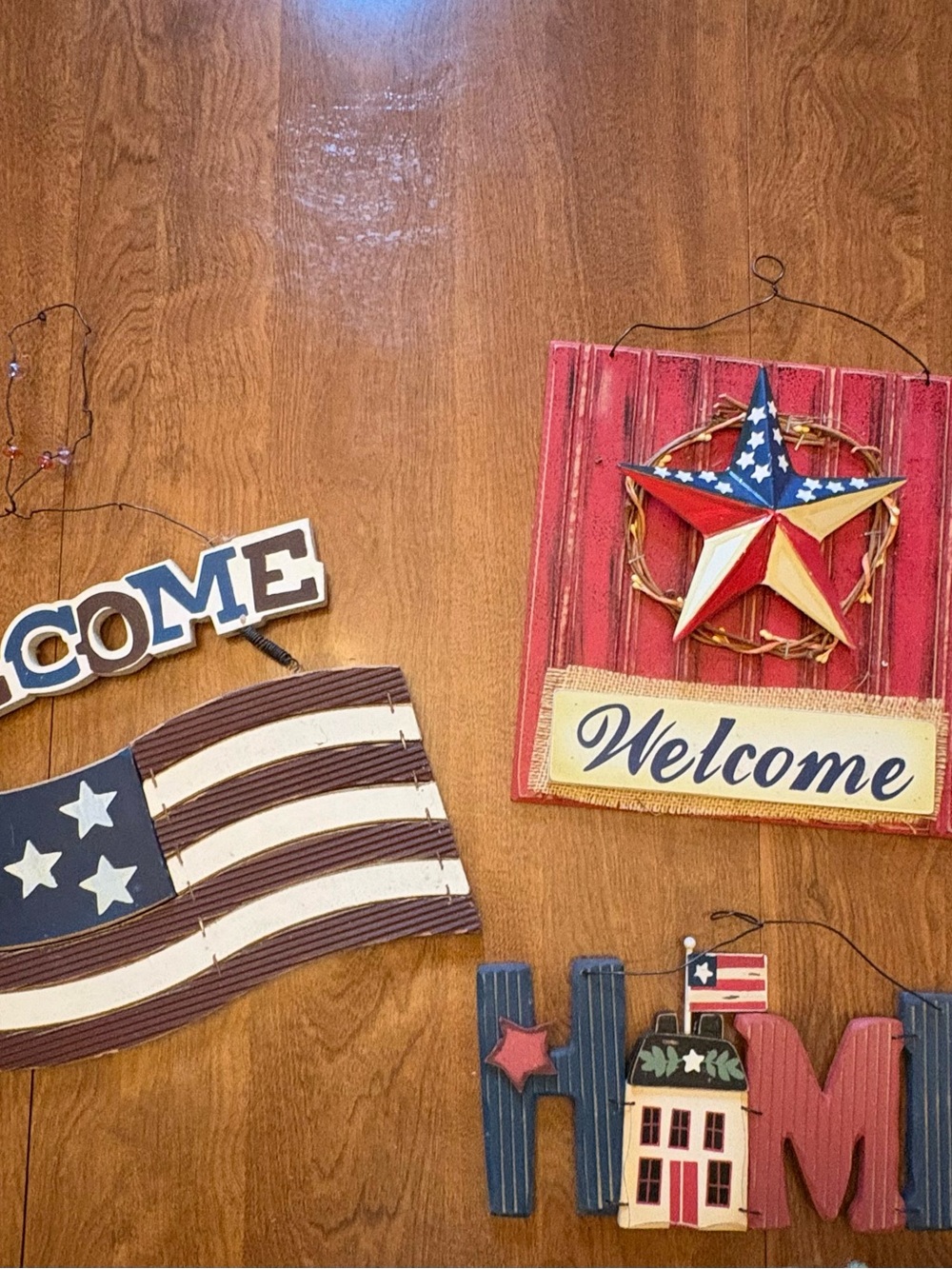 Patriotic Welcome Wall Plaques Set - Red, Blue & White
